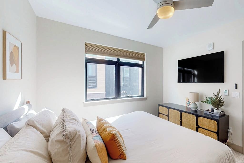 Desk, iron/ironing board, travel cot, free WiFi