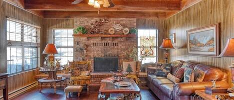 TV, fireplace, DVD player, music library
