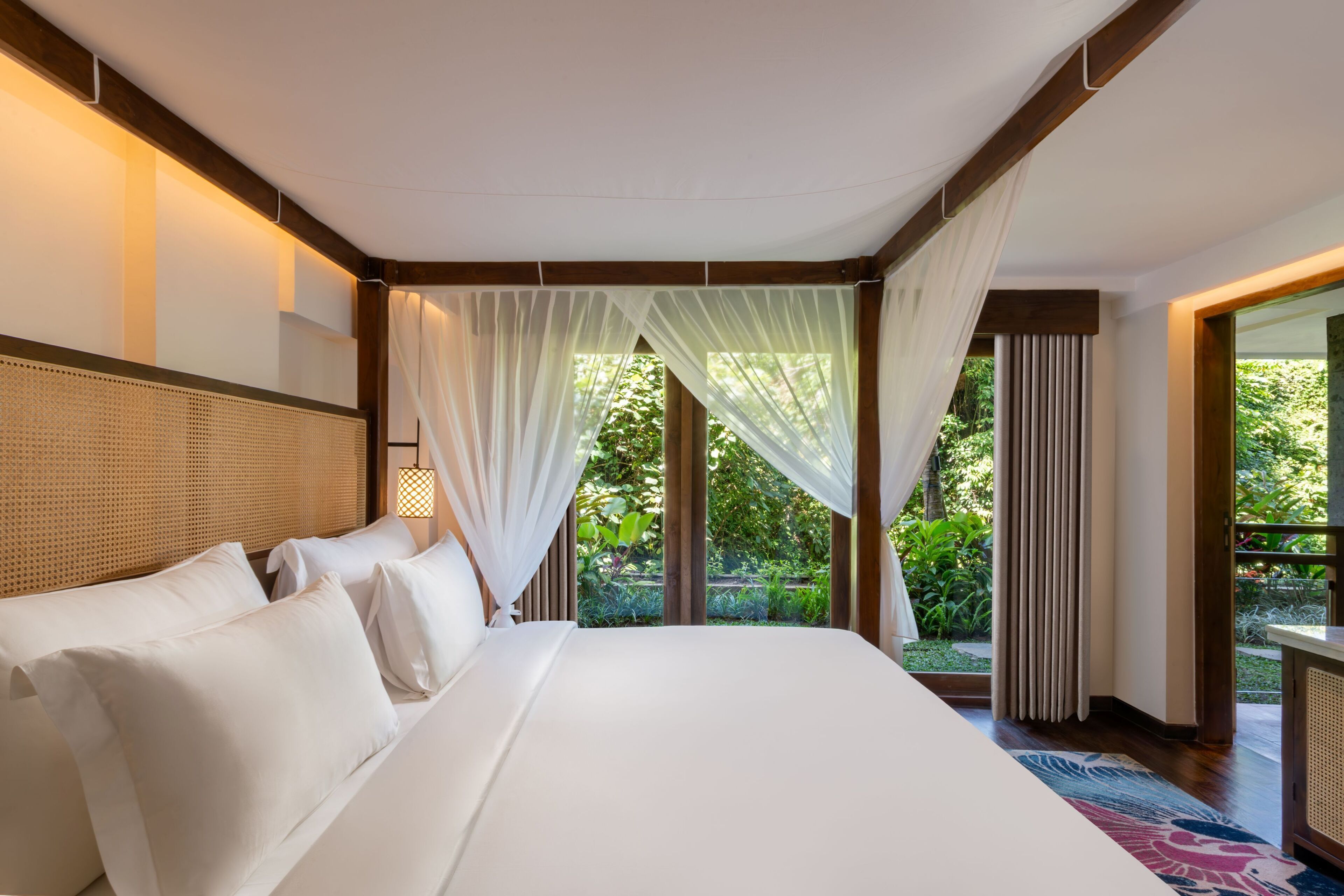 Premier Junior Suite Nature View | Cofres nos quartos, escrivaninha, espaço de trabalho para notebook