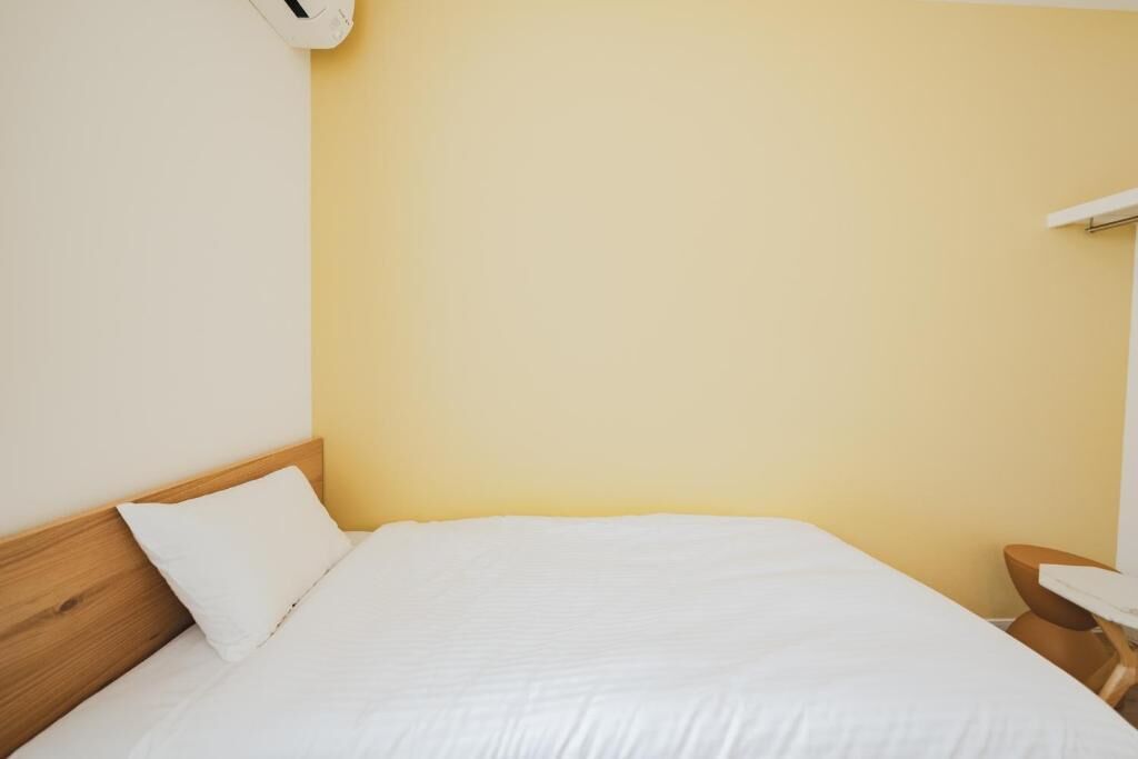 Habitación básica con 2 camas individuales | Wifi gratis