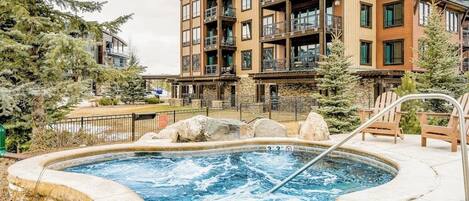 Opvarmet pool