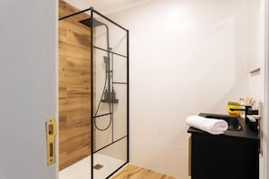Deluxe Apartment | Bathroom - Checha House (Candelaria)