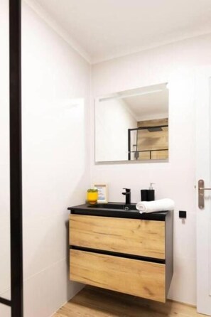 Bathroom - Checha House (Candelaria)