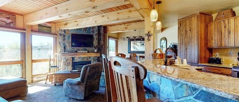 TV, fireplace, DVD player, books