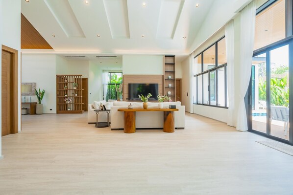 Living area - Ruby Luxury Villa, 4 Bed Private Pool Paradise (Rawai)