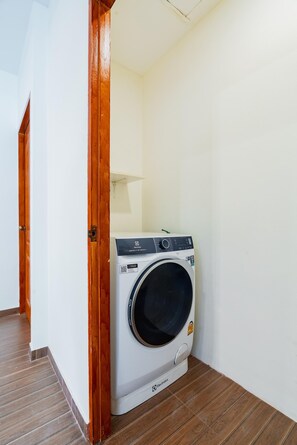 Interior - Tulip 3 Bedroom Private Pool Villa  Chalong Phuket (Chalong)