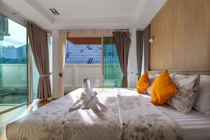 Ferros/tábuas de passar roupa, Wi-Fi, roupa de cama