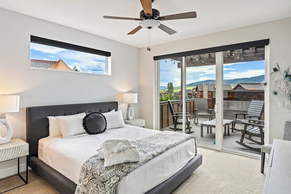 5 chambres, fer et planche à repasser, Wi-Fi gratuit, draps fournis