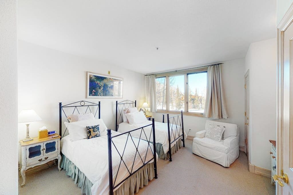 3 chambres, fer et planche à repasser, Wi-Fi gratuit, draps fournis