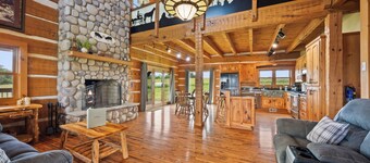 Rising Sun Ranch - Log Cabin on 25 Acres, Hot Tub, Ponds & Sunset Views