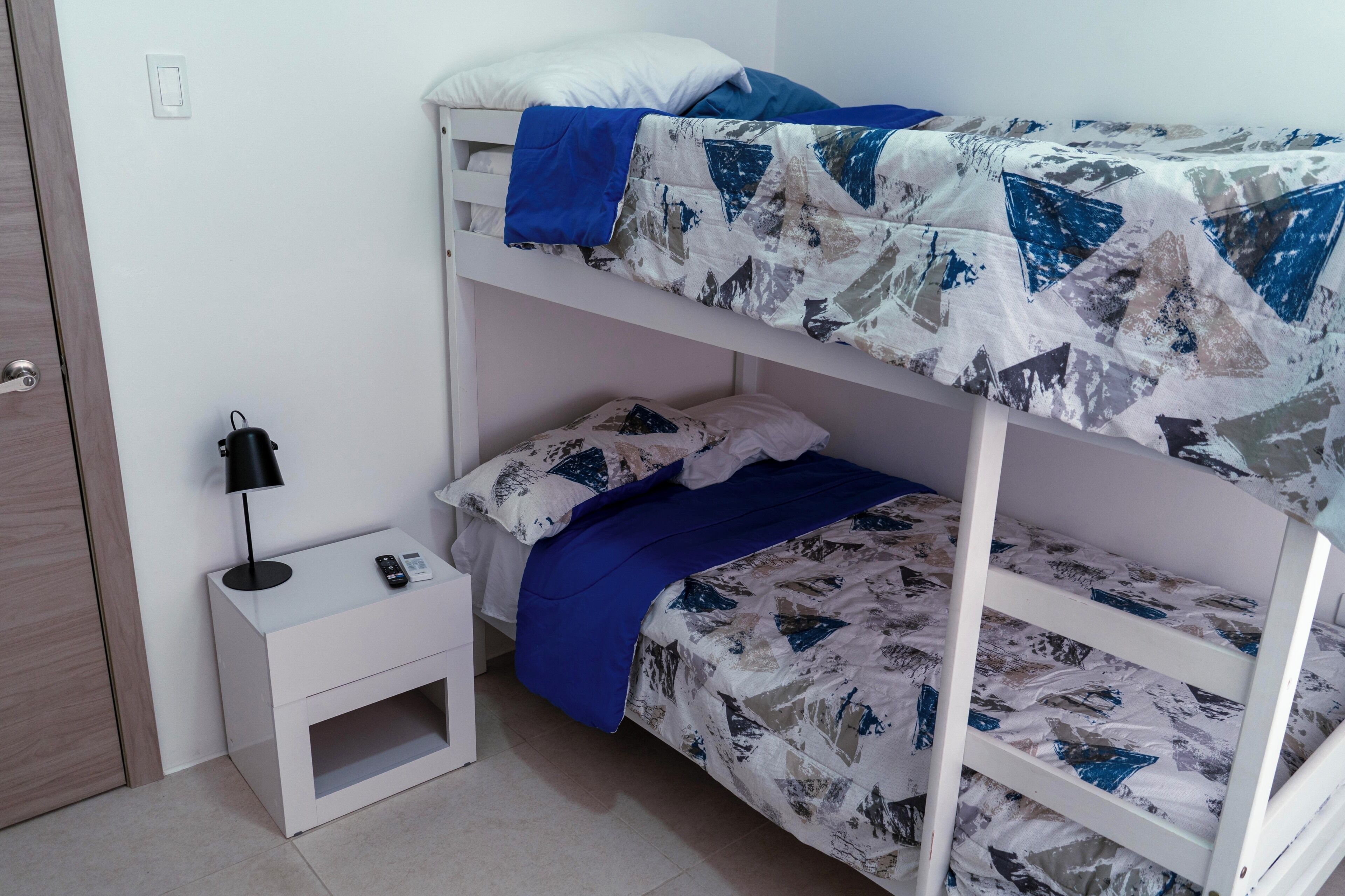 3 camere, ferro/asse da stiro, Wi-Fi gratuito, lenzuola