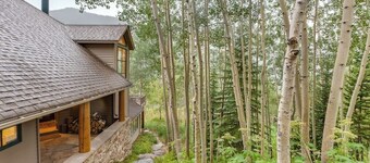 Elegant mountain escape with stunning view, spacious deck & fireplace