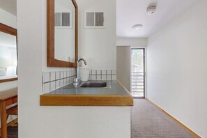 Interior - Main Street gem - pool & hot tub - walk to lifts, dog-friendly, second floor (Aspen)
