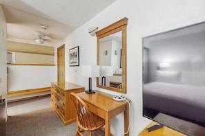 Iron/ironing board, travel cot, free WiFi, bed sheets