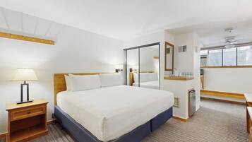 Iron/ironing board, travel crib, free WiFi, bed sheets