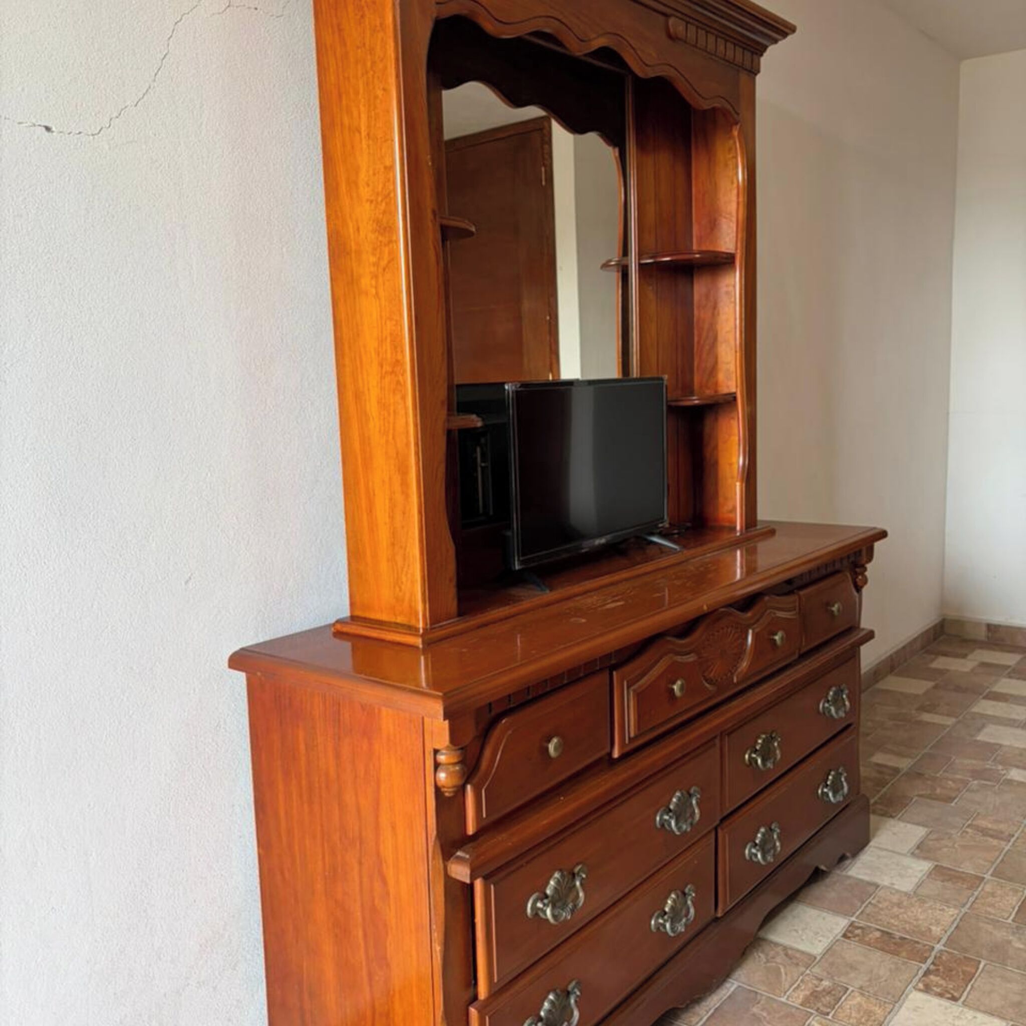 Doppia Standard, vista cortile | Interni