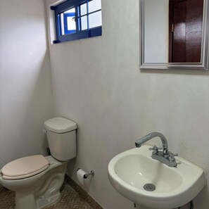 Bathroom - Hotel Casa Don Marcos (Ciudad de Nanacamilpa)