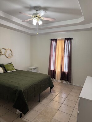 2 bedrooms, WiFi - Welcoming 2-bedroom townhome with AC in Harlingen (Harlingen)