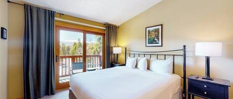 2 bedrooms, internet, bed sheets