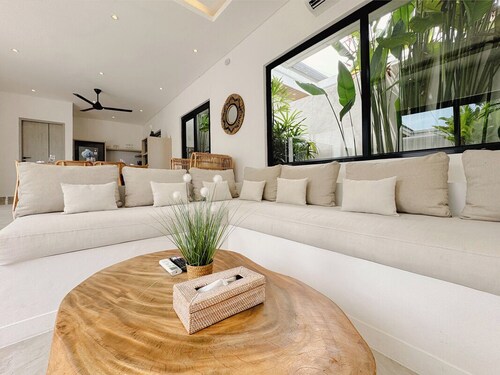 Canggu Luxury Villa – Private Pool