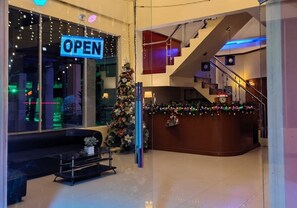Lobby - Kyleville Reosrt by Hiverooms (Dalaguete)