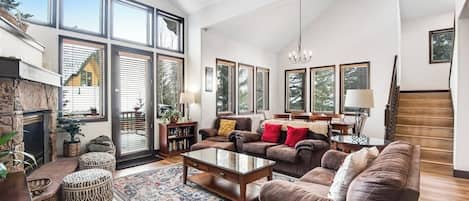 TV, fireplace, DVD player