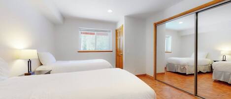 Free WiFi, bed sheets