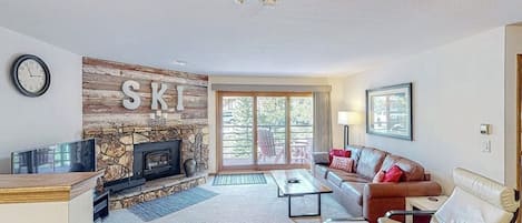 TV, fireplace, DVD player, table tennis