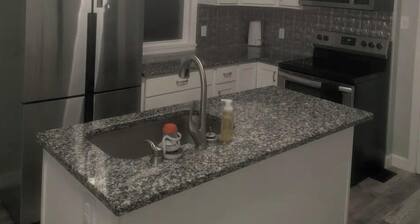 Book your “home away from home” & comfortable stay in the heart of Dayton