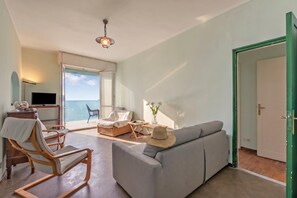 Living area - Attico Giancardi, Alassio, Italy (Alassio)