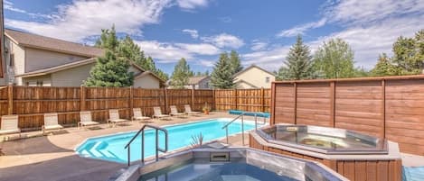 Beheizter Pool
