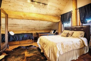 3 chambres, fer et planche à repasser, Wi-Fi gratuit, draps fournis
