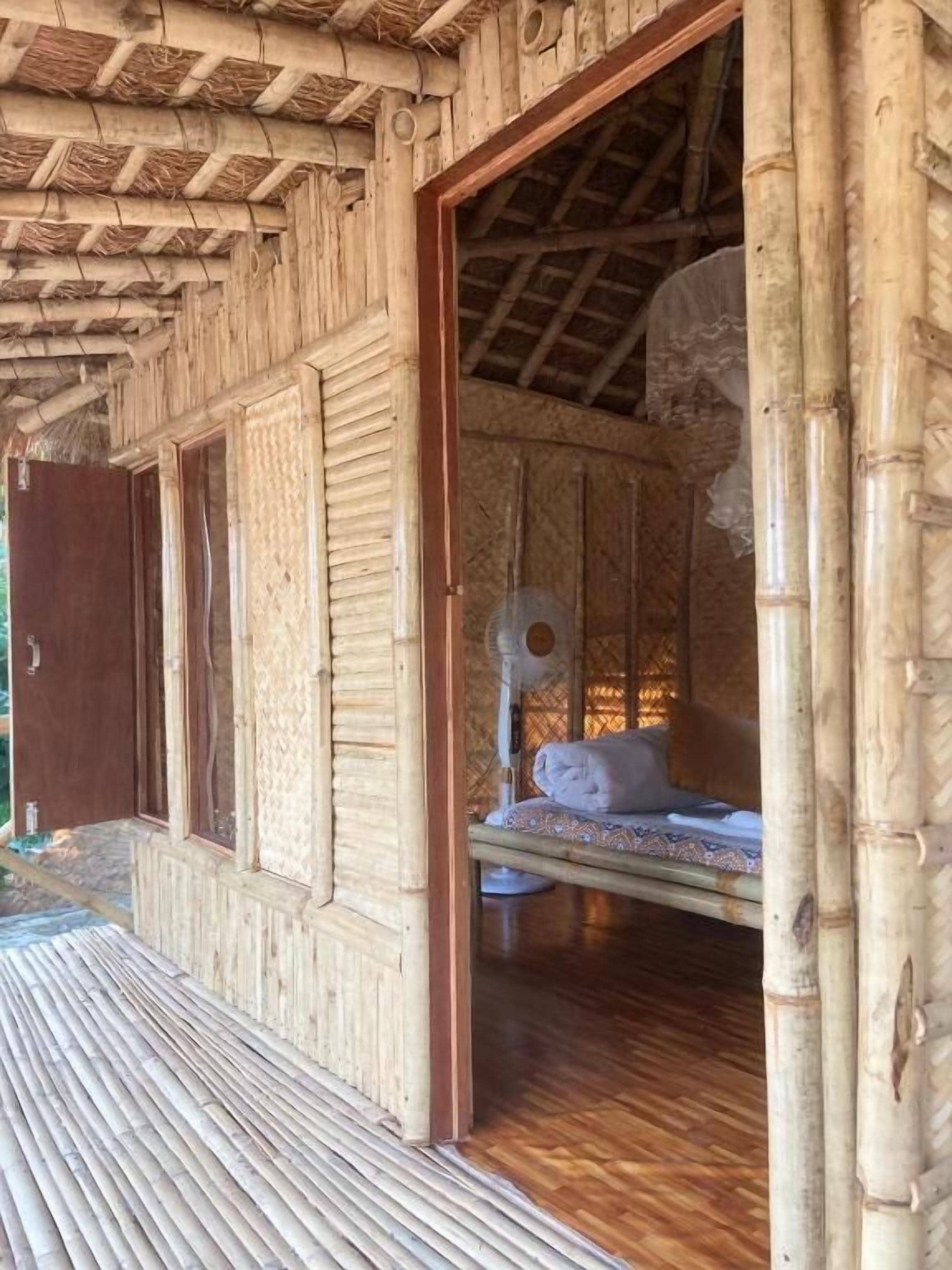 Double Room, Balcony, River View | Property grounds