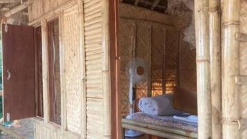 Double Room, Balcony, River View | Property grounds