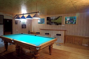 Games room - Anhor Hostel & Hotel in City Centr (Tashkent)