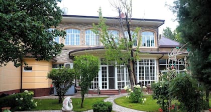 Anhor Hostel & Hotel in City Centr