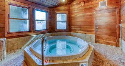 Steamboat ski lodge one block from gondola with pool & hot tubs