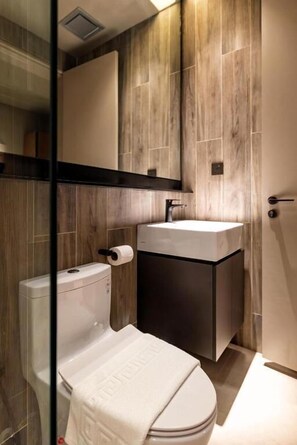 Bathroom - Antara Genting by Harvinton Mansion (Bentong)