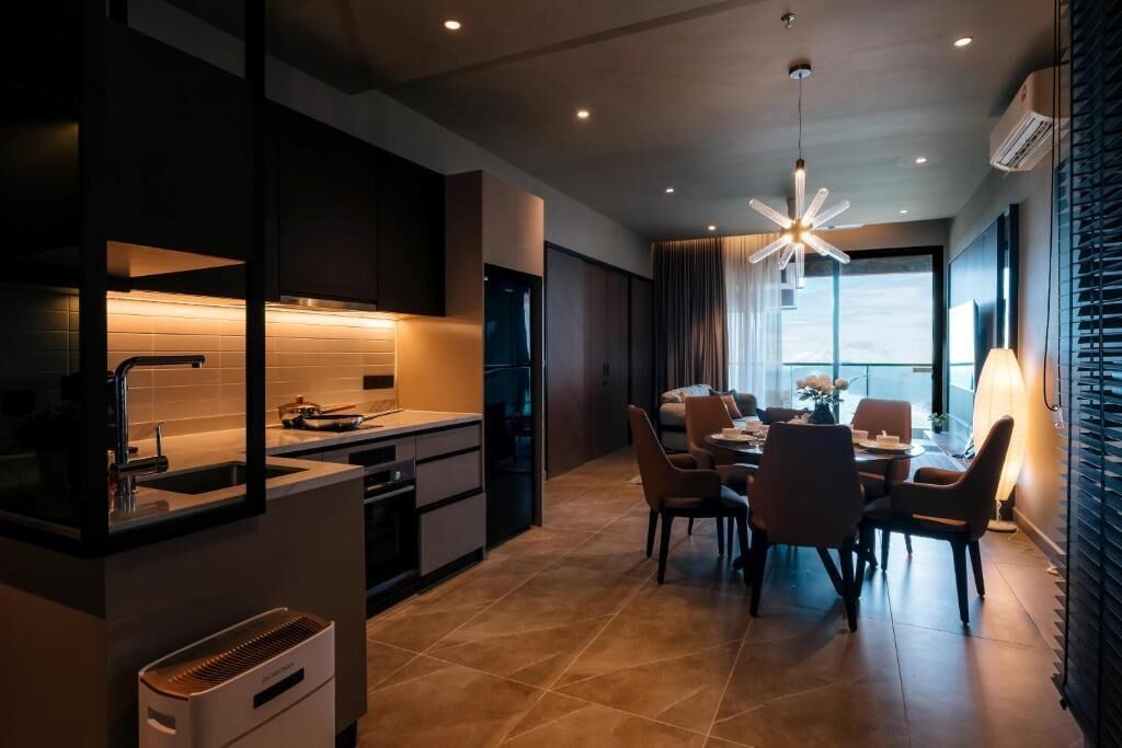 Premium Suite, Balcony | Private kitchen