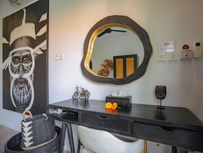 Interior - Industrial Luxury Villa – 2BR & Private Pool (Badung)