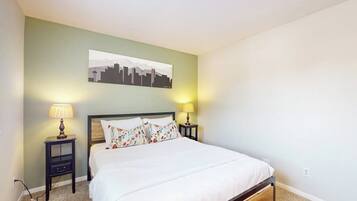 2 habitaciones, cuna de viaje, wifi gratis y ropa de cama