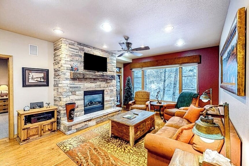 Cozy Slope-side Stay With Excellent Resort Perks & Scenic Balcony - Edwards, CO