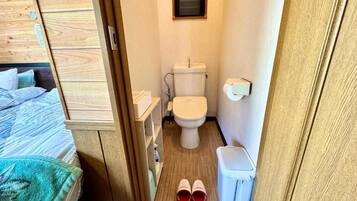 Standard Apartment, Mountain View | Bathroom