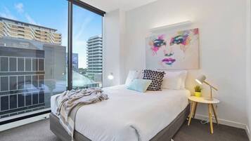 2 slaapkamers, een strijkplank/strijkijzer, wifi, beddengoed