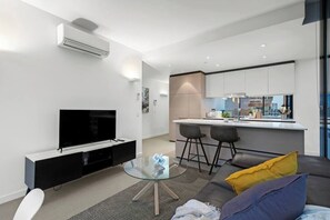 Fernseher, Arbeitsbereiche