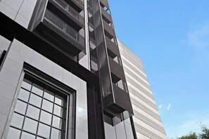 Exterior detail - Oscar - Park life 5 minutes to everything Wifi Gym (Melbourne)