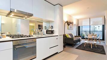 Fridge, microwave, oven, dishwasher