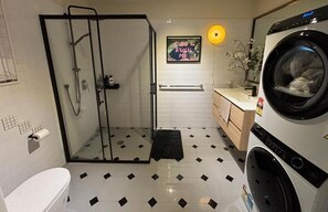 Basic Studio, City View | Bathroom - Elegant CBD Haven with City Views (Melbourne)