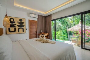 Iron/ironing board, internet, bed sheets - Infinity Pool Villa with Jungle & River View (Tabanan)