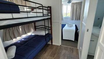 2 bedrooms, free WiFi